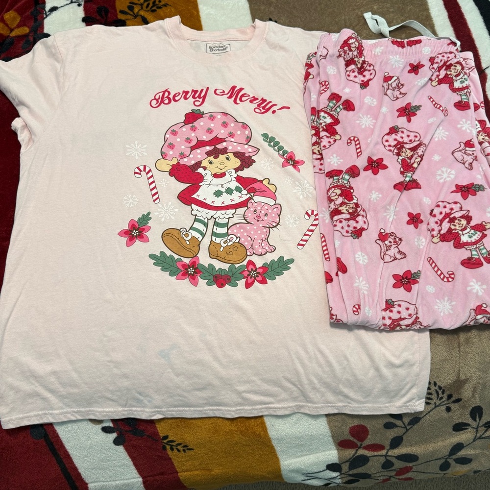 Berry Merry womens Pajamas Set - Pink